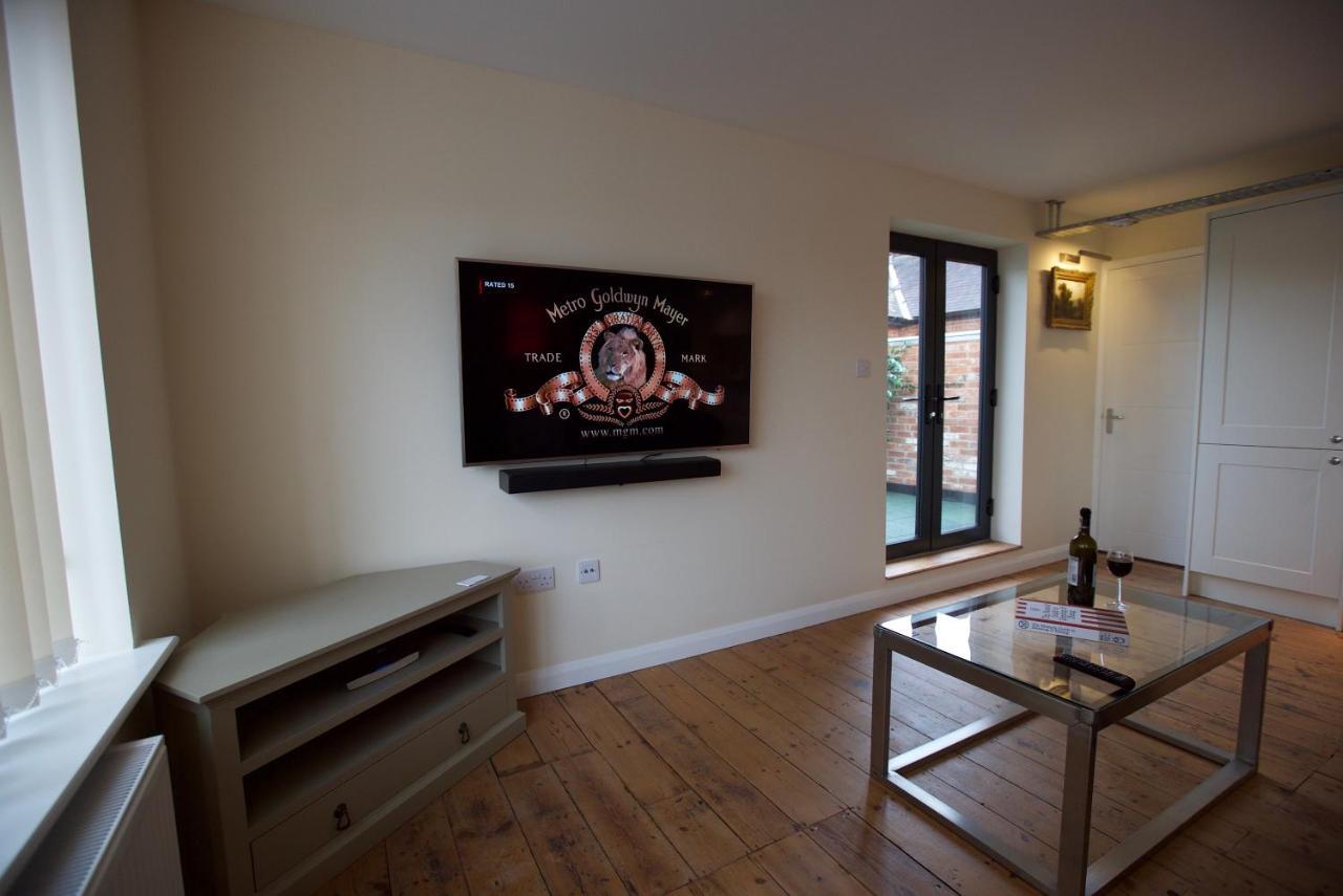 Spacious Apartment With Roof Terrace, Near The Waterfront, Ipswich Exterior photo
