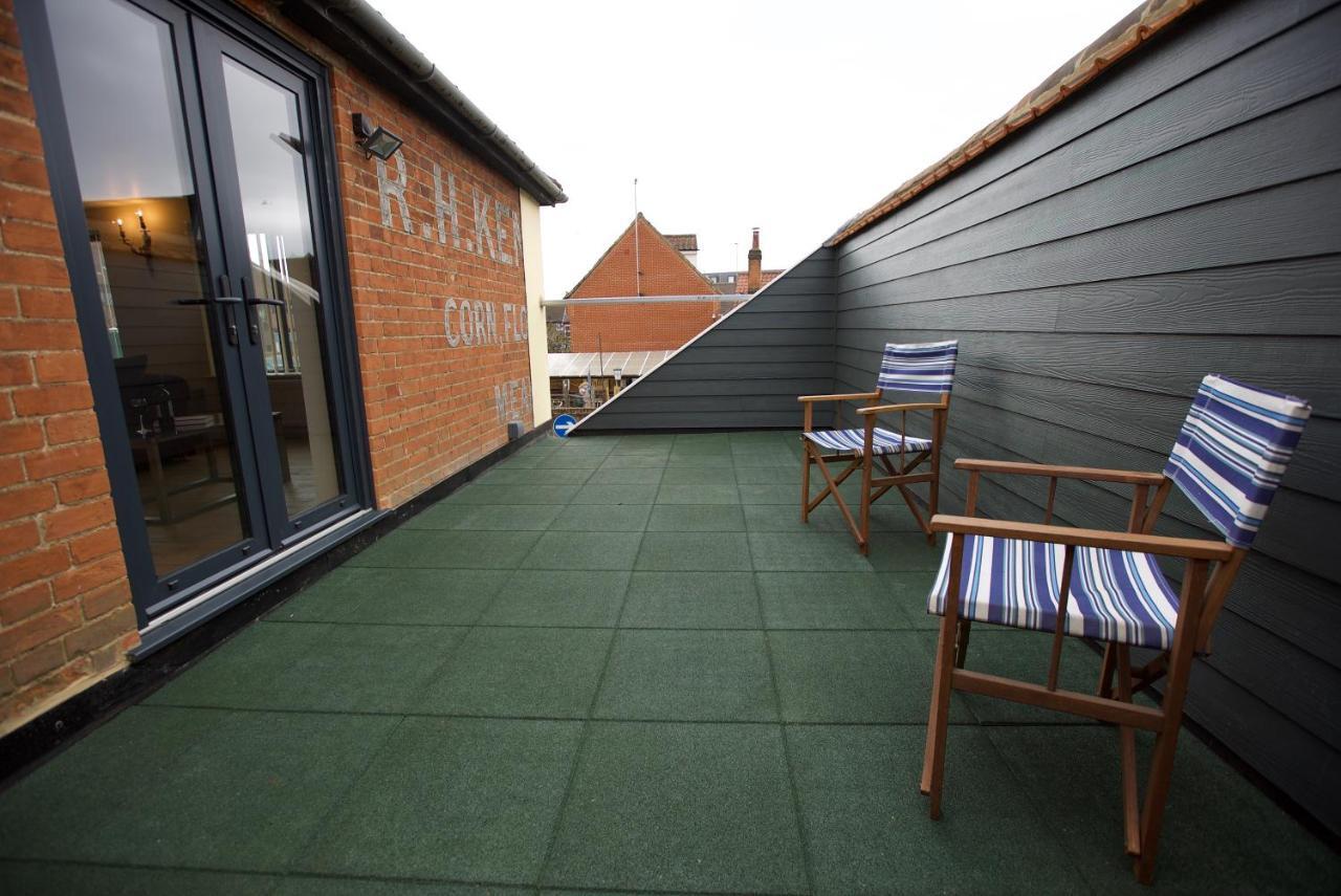 Spacious Apartment With Roof Terrace, Near The Waterfront, Ipswich Exterior photo
